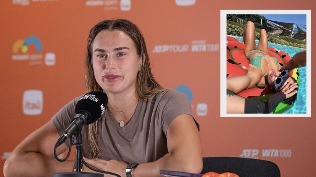 Three-time Grand Slam winner sends fans during Maldives holiday