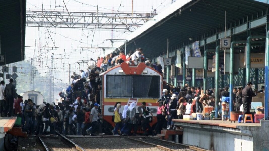 This City Just Hit 42 Million People and Became the World’s Largest — Can You Name It?