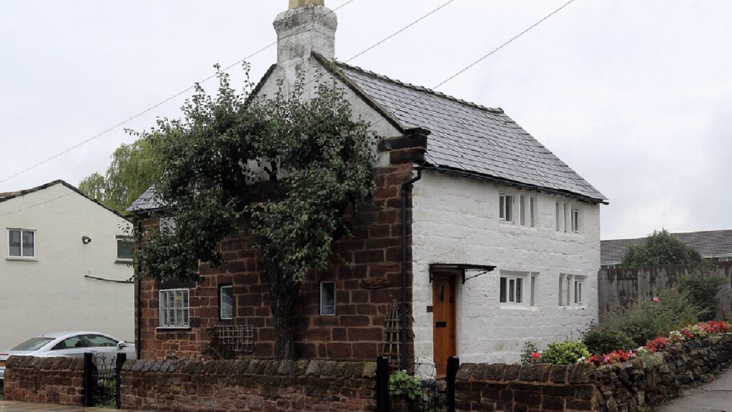 South England House Prices Drop Again