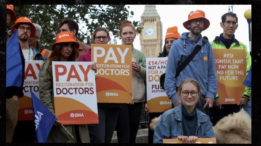 UK Health Minister Seeks to End Doctors’ Strikes