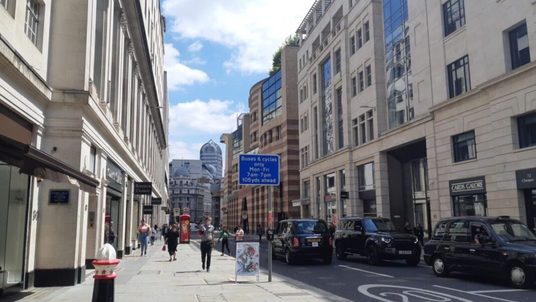 Touts Buy Logins and Resell Driving Test