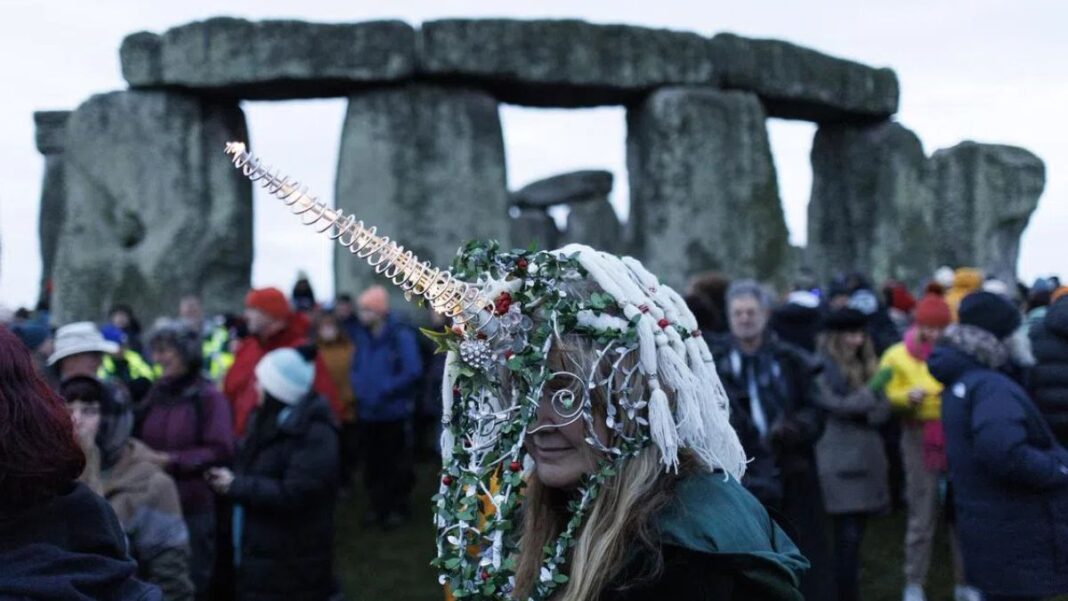 Winter Solstice Celebrated at Stonehenge