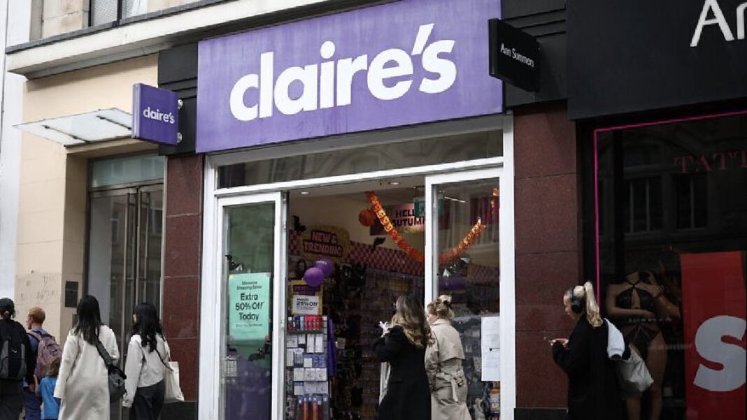 3,000 Shops Shut as UK High Streets Collapse