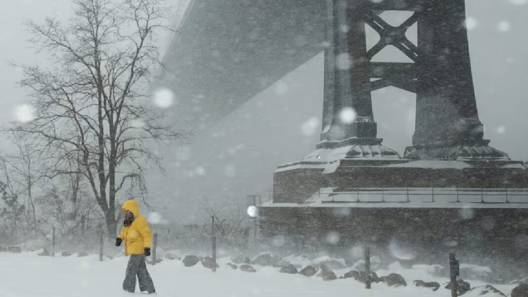 Historic Storm Halts US Travel as Flights Canceled