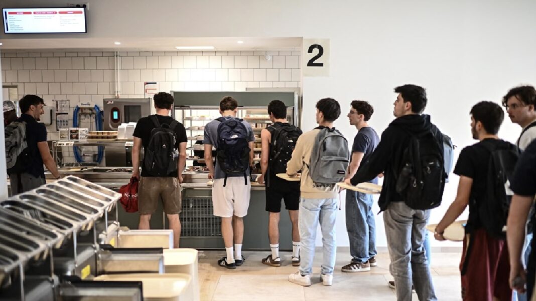 France Offers €1 Meals to University Students