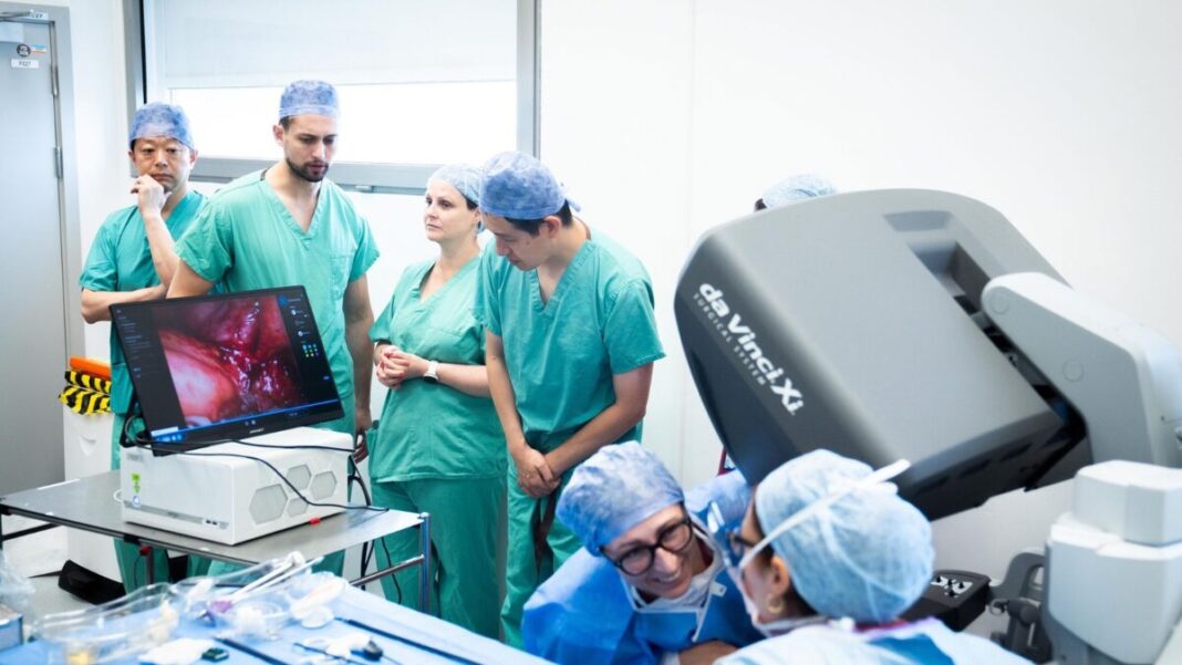 AI-Powered Surgical Tool Used in UK for First Time AI-Powered Surgical Tool Used in UK for First Time